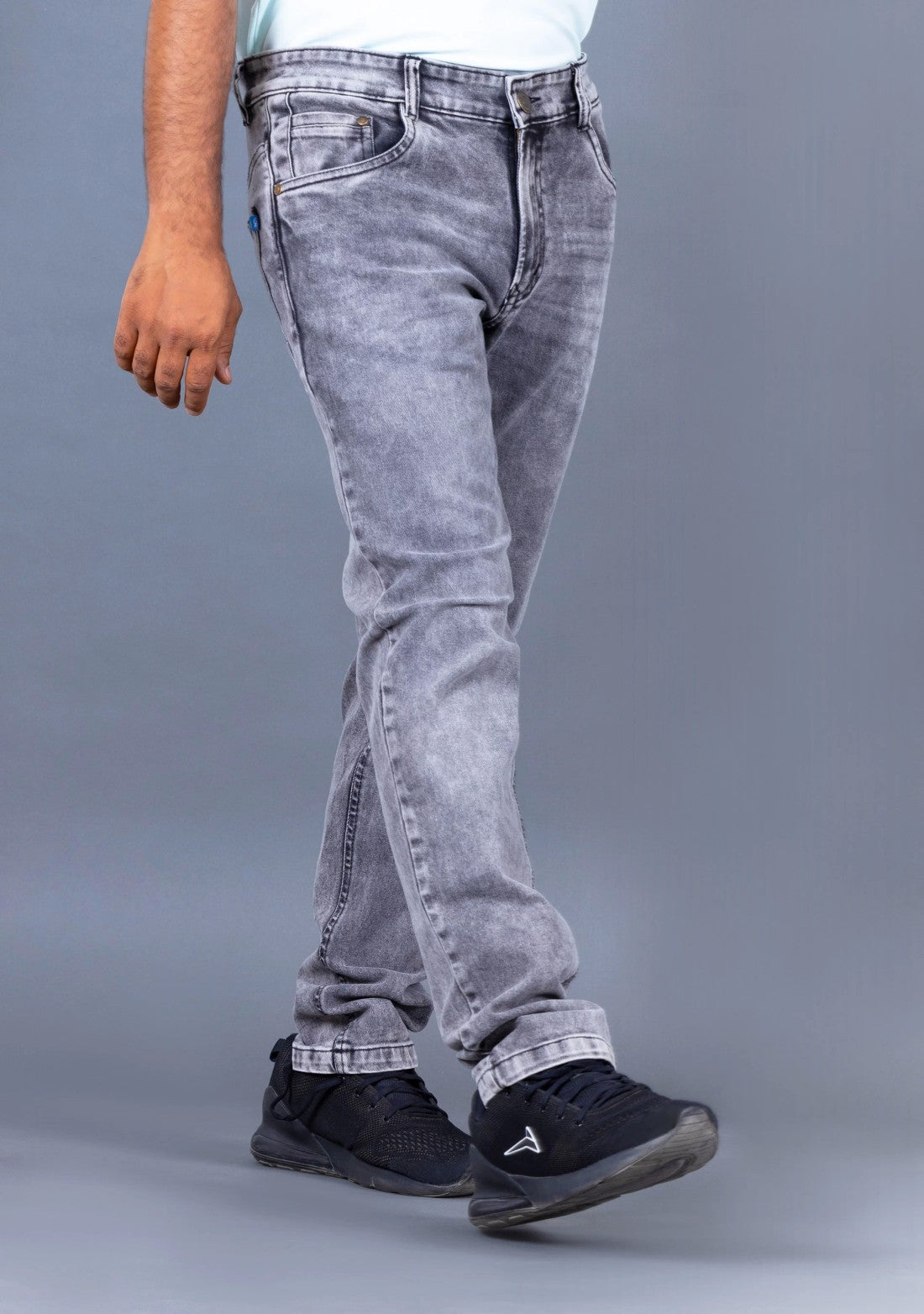 Kabana Coal Grey Regular Fit Jeans — Trending Style